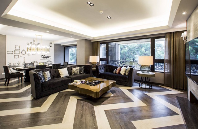 花園景觀豪華公寓(2樓),搭車5分鐘到101大樓,步行10分鐘到捷運站站,室內180平方公尺大空間