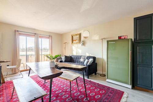 1 BD Boulder Getaway - Pets Allowed with Full Amenities