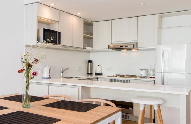 1 bedroom apartment with balcony