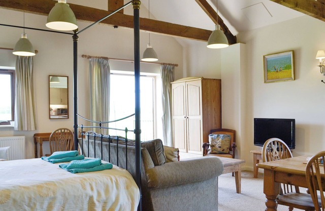 1 bedroom accommodation in Hinton, near Saxmundham