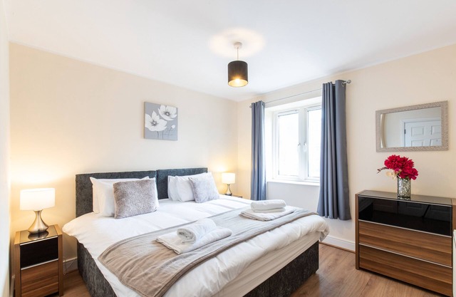 1-bedroom apartment with Balcony, Hoddesdon