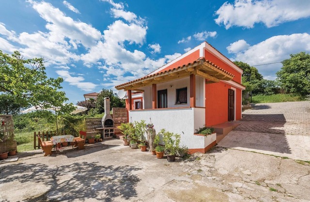 1 bedroom beautiful home in Porec