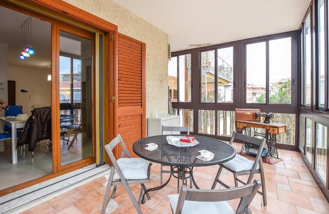 1 Bedroom Cozy Apartment In Siracusa