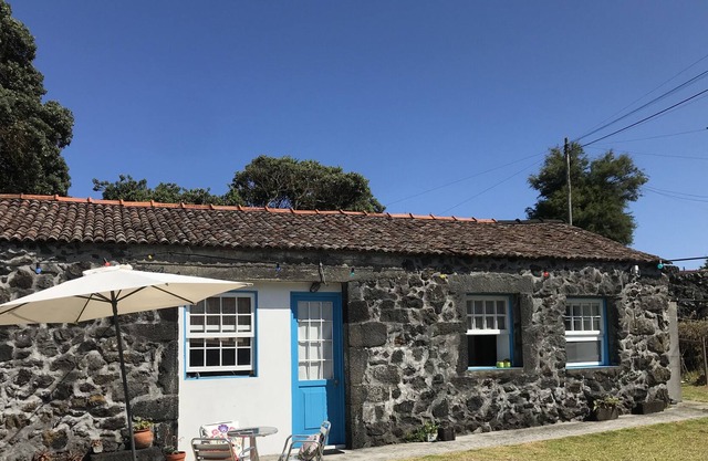 1 Bedroom Flat in spacious garden