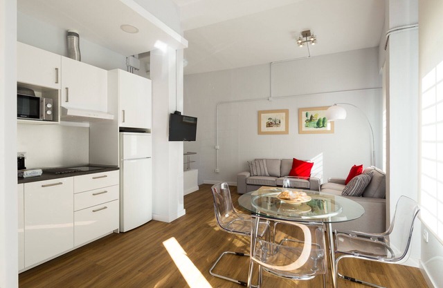 1-bedroom for 4 guests, free parking