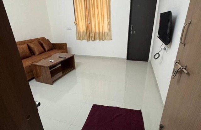 1 bhk comfy stay 1