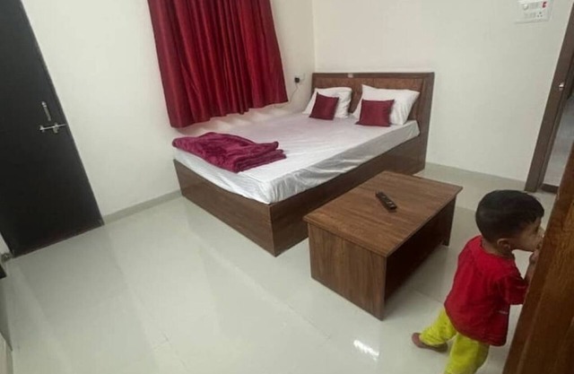 1 bhk comfy stay 2