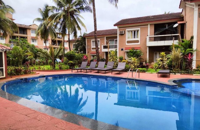 1 BHK Luxury Apartment, Candolim with Pool (CD02)