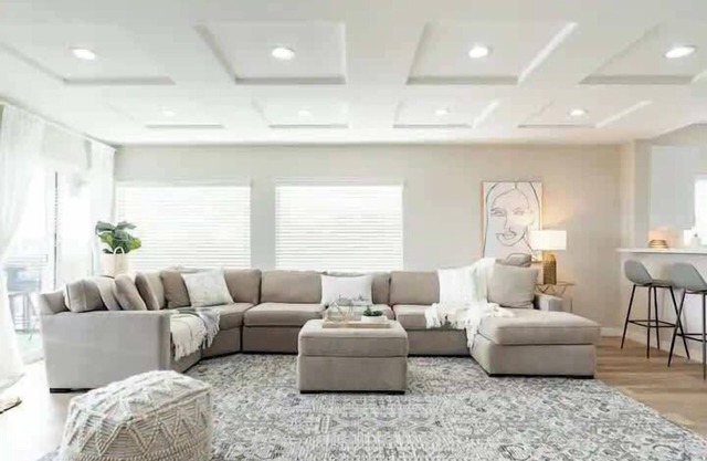 1 Block to Sand Contemporary 5BR Triplex