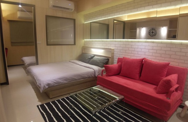 1 min to Ximen Metro (MRT) Station Exit 6