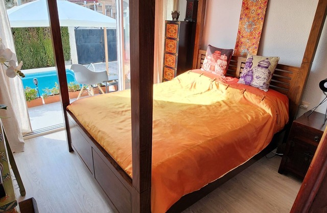 10 minutes to the beach! Double room with pool view in quiet B&B Costa Blanca