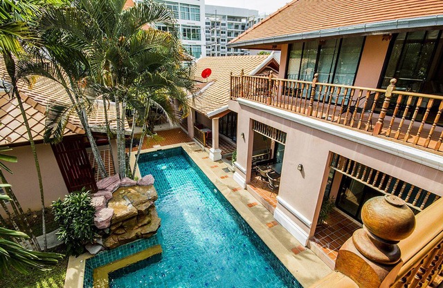 10 rooms pratamnak villa NEAR WALKING