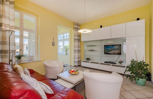 100 m² Große Ferienwohnung für bis zu 5 Personen, 10 min vom Strand Entfernt