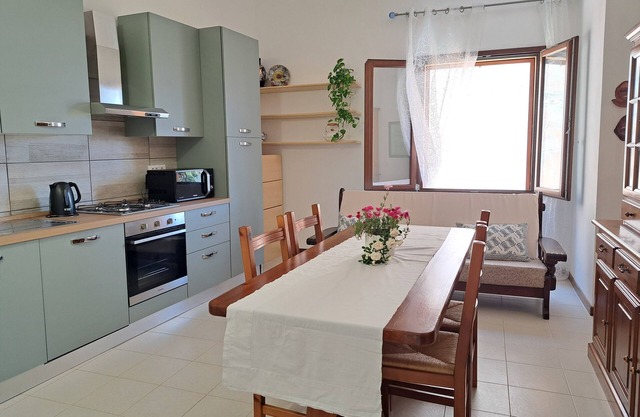 100 sqm apartment in South Sardinia Capoterra. Sea nature and sunshine all year round.