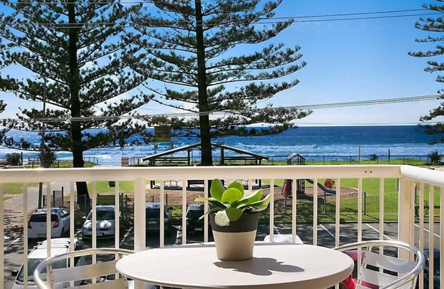 #11 Camden House Summ