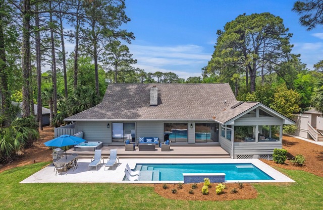 120 Club Course @ Sea Pines | Lagoon & Golf Views | Pool & Spa