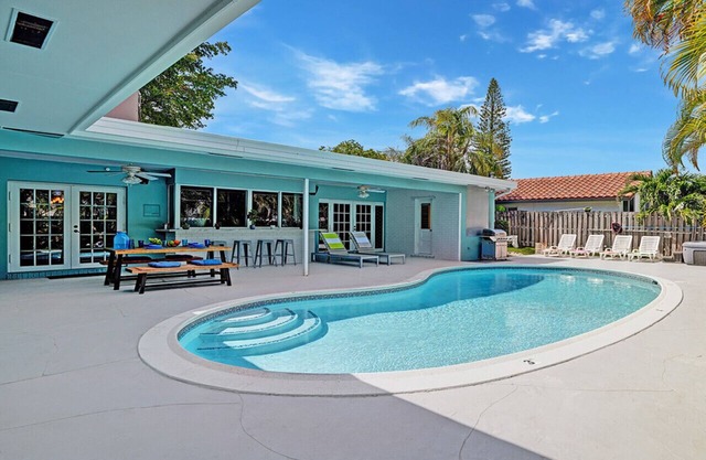 1245 Wiley St Hollywood FL