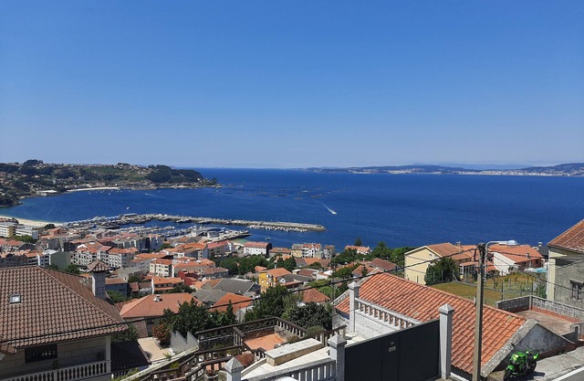 130 m2 apartment with incredible views of the Ria de Pontevedra
