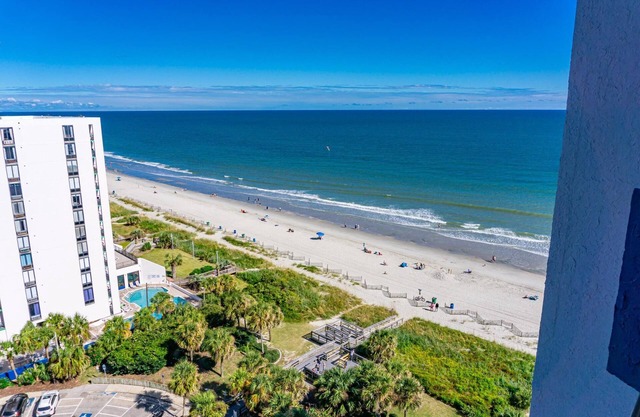 1302 Oceanview 1 bedroom/1 bath condo with onsite management
