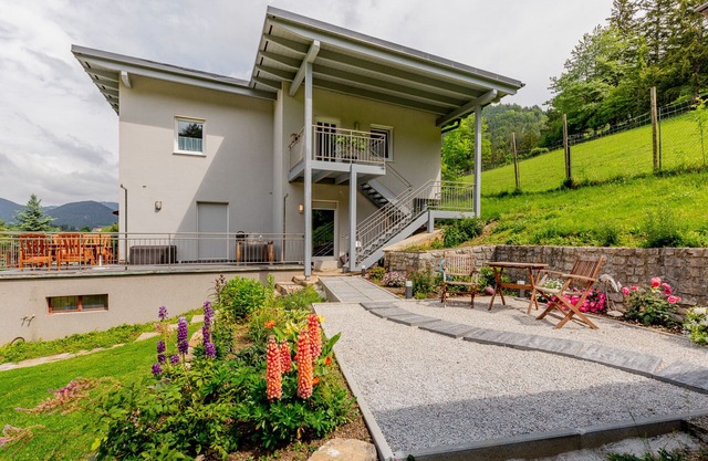 140 m² apartment surrounded by nature