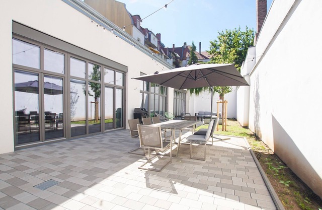 15 minutes to the old town - apartment in former industrial building