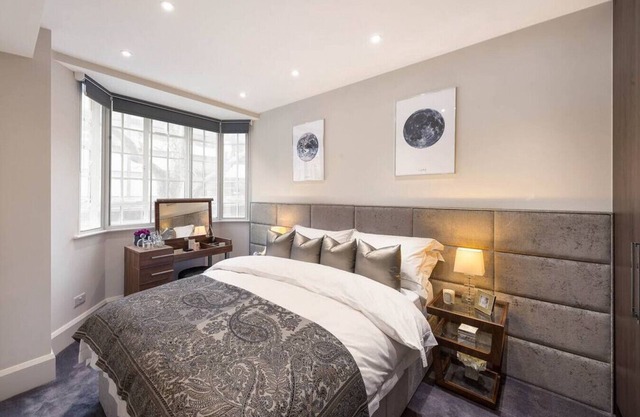 181CC · Beautiful Chelsea Apartment on Fashion Street