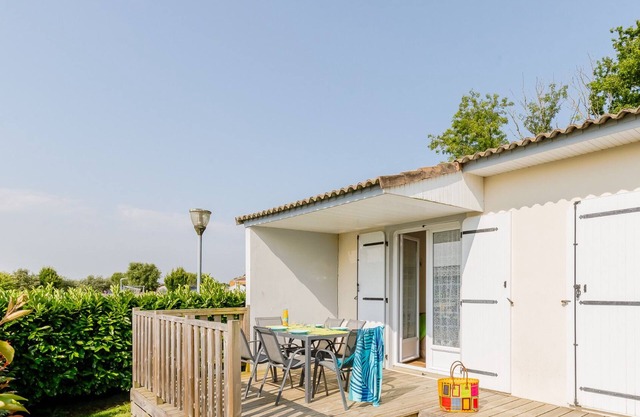 19 - Le Faucon - Village vacances