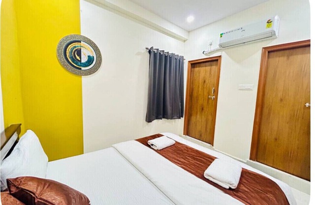 1BHK Full FLAT 502 SRT