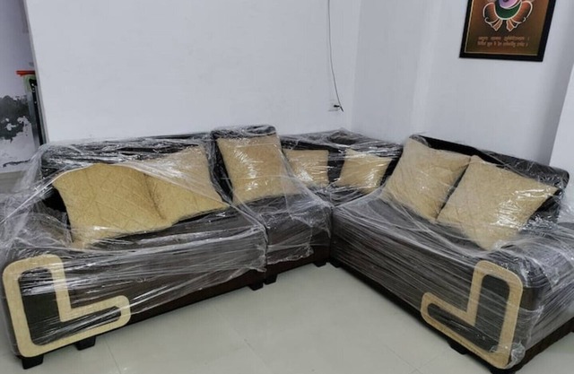 1BHK Kitchen,R O Water,AC,Geyser,Fridge,TV,W.M/C