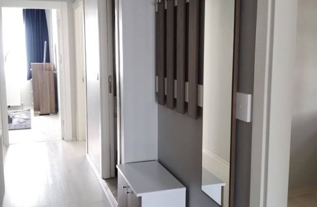 2+1 flat with easy access to Marmaray