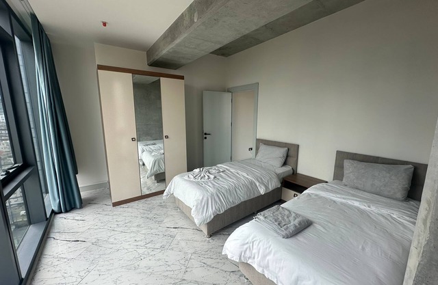 2+1 Large Flat in Şişli's Luxury Residence Sinpaş Queen