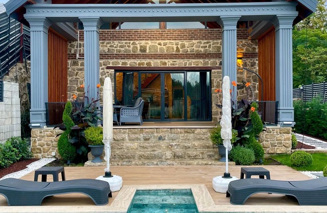 2+1 Private Pool-Fireplace-Sauna 5 Person Stone Villa House in Sapanca Unluce