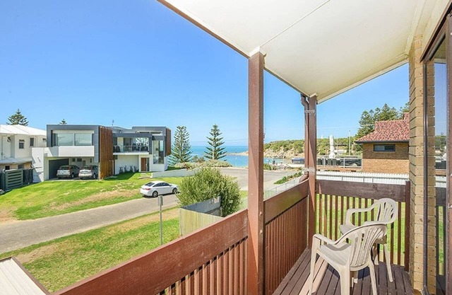 2/16 Strangways - Ocean Views