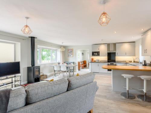 2 Bed in Newent 78696