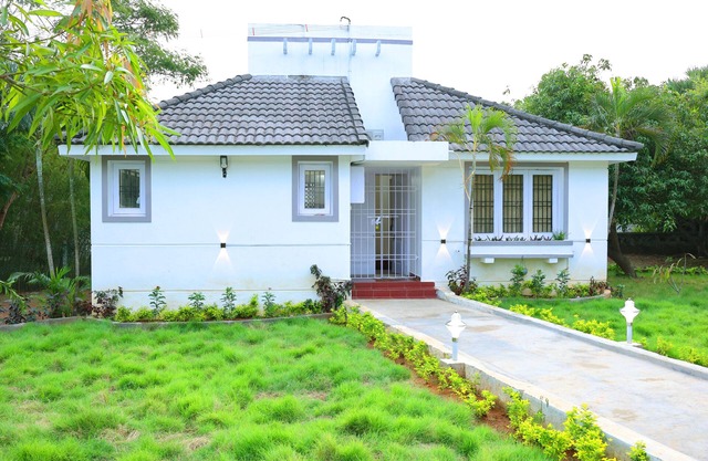 2 Bed Room Self Cooking Villa with Lawn