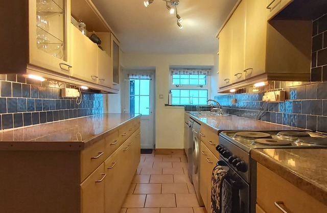 2 bedroom accommodation in Dolfach, near Llanbrynmair