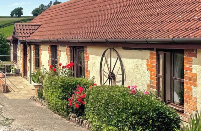 2 bedroom accommodation in Evershot, near Dorchester