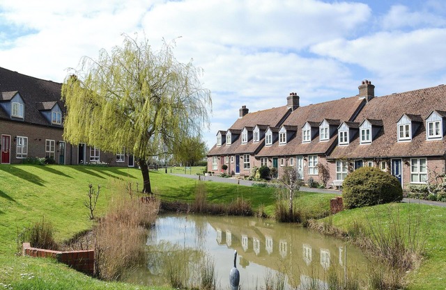 2 bedroom accommodation in Binfield, near Newport