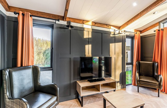 2 bedroom accommodation in Snitterfield, Stratford Upon Avon