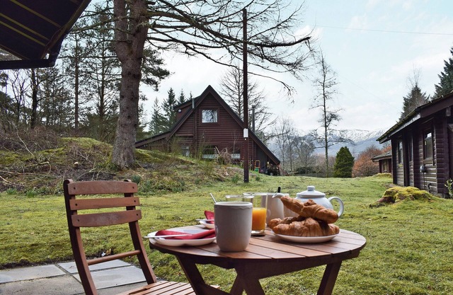 2 bedroom accommodation in Strathyre, near Callendar