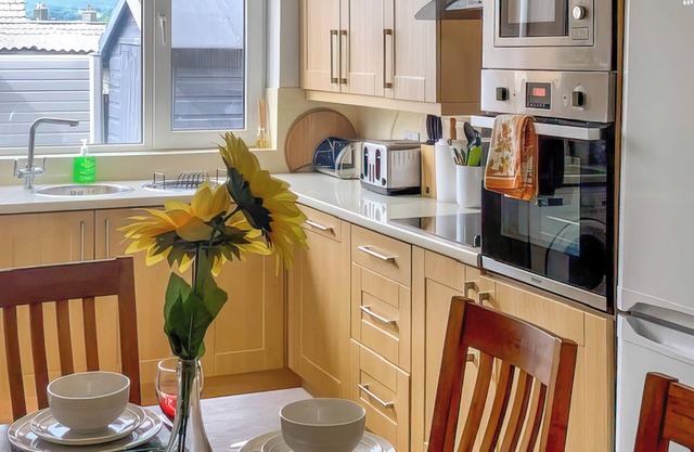 2 bedroom accommodation in Sutton-In-Craven, near Skipton