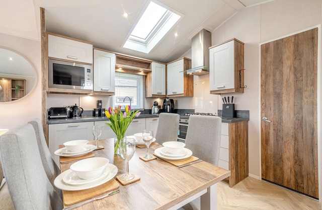 2 bedroom accommodation in Skirlaugh, Nr Hull