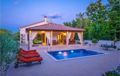 2 Bedroom Amazing Home In Barban