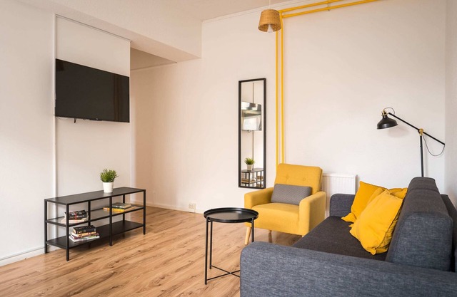 2-Bedroom Apartment in Berlin-Pankow