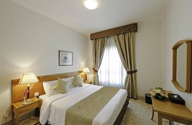 2 Bedroom Apartment Near Al Shaklan Market