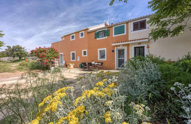 2 bedroom beautiful apartment in Veli Losinj