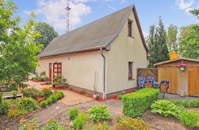 2 bedroom cozy home in Eggesin