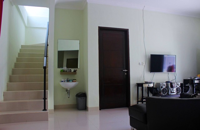 2 bedroom house for rent