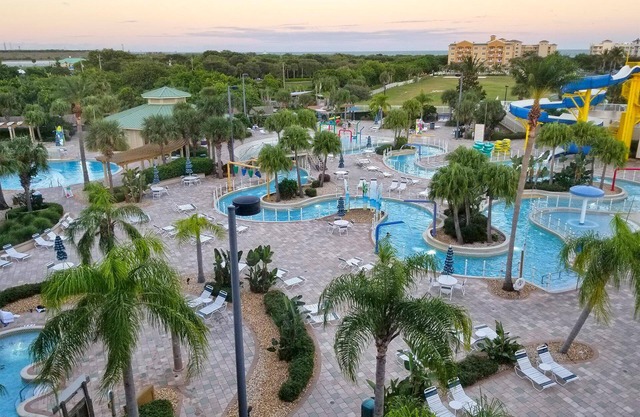 2-Bedroom in Cape Canaveral Beach Resort with free Water Park!