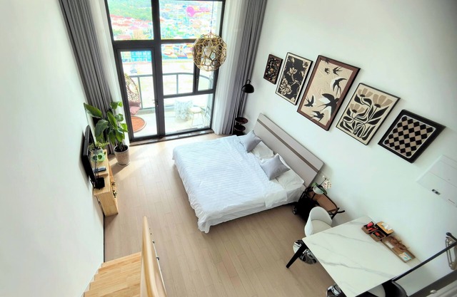 2-bedroom loft, with kitchen, and supreme sea view
